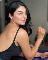 Neeru Bajwa